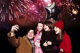 New Year's Eve Family Fireworks Cruise(boards at 9:15pm)